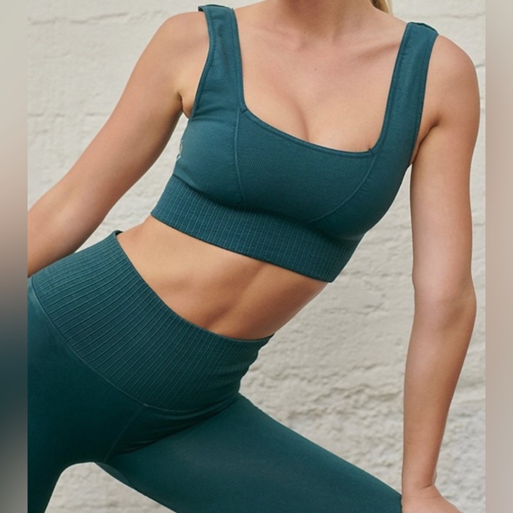 NWOT Free People Movement Good Karma Square-Neck Bra In Stargazer